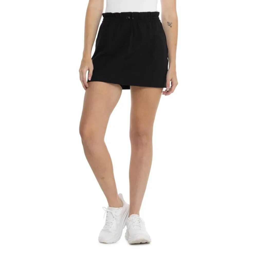 NWT $98 SPANX Casual Fridays Cinched SKORT in Very Black - size Small!